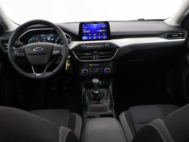 Ford FOCUS 1.0 EcoBoost Trend Edition Business | Trekhaak | Parkeercamera | Navigatie | Cruise Control |