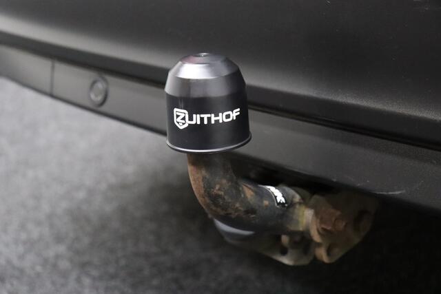 Ford FOCUS Wagon 1.5 Titanium | Cruise-control | Trekhaak | Parkeerassistent | Parkeerhulp | Navigatie | Clima | LM Velgen