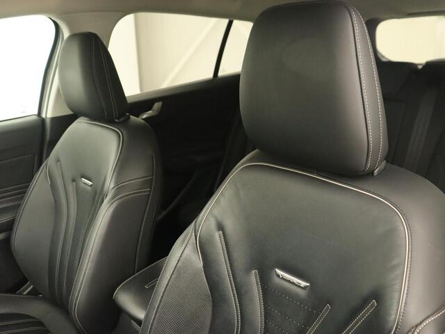 Ford FOCUS 1.5 EcoBoost Vignale | Automaat | Leder | Head-Up | Stoel & stuurverwarming | Adaptive cruise | Camera | Carplay | Full LED | Keyless | Park Assist | Navigatie