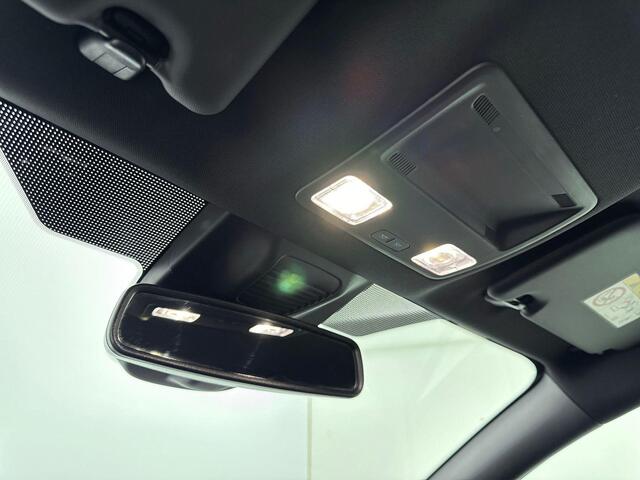 Ford FOCUS 1.0 EcoBoost Hybrid ST Line | Groot scherm | Navigatie | All Season banden | Winter pack | parkeersensoren v + A | Apple Carplay / Android Auto |