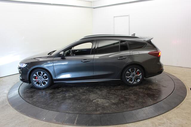 Ford FOCUS Wagon 1.0 EcoBoost Hybrid ST Line Style Trekh Camera Winterpack Keyless