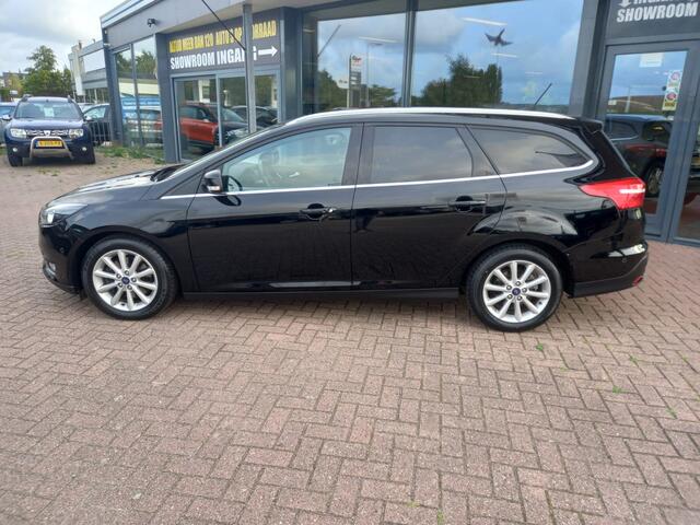 Ford FOCUS Wagon 1.5 Titanium 150 PK, Airco(automatisch), Multimedia systeem, App connect, Cruise control, Navigatie, Parkeerhulp, Parkeersensoren, Stuurverwarming, Stoelverwarming , Voorruit verwarmd, Zeer nette auto inclusief Bovag garantie