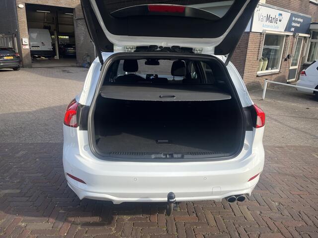 Ford FOCUS Wagon 1.5 EcoBoost ST Line Business TREKHAAK HEAD UP CAMERA B&O LANE ASSIST