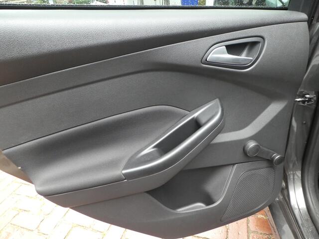 Ford FOCUS Wagon 1.5 TDCI ST-Line Automaat