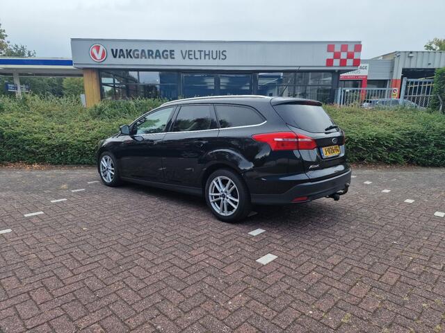 Ford FOCUS 1.5 TITANIUM Automaat