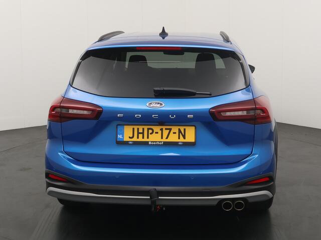 Ford FOCUS Wagon EcoBoost 155PK Hybrid Active | Trekhaak | Adapt. Cruise | Winter Pack | LED | Camera | Draadloos CarPlay