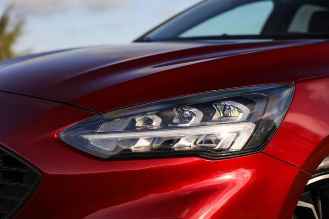 Ford FOCUS Wagon 1.5 EcoBoost 182 PK ST-Line ? LED ? Pano ? ACC ? B&O