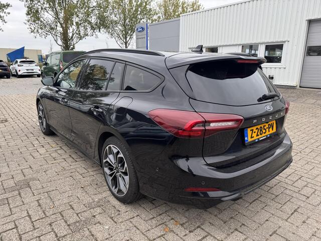 Ford FOCUS Wagon 1.0 EcoBoost Hybrid ST Line X 125pk | Driver Assistance Pack | Winterpack | 18 inch Licht metalen Velgen | SYNC 4 Navigatie