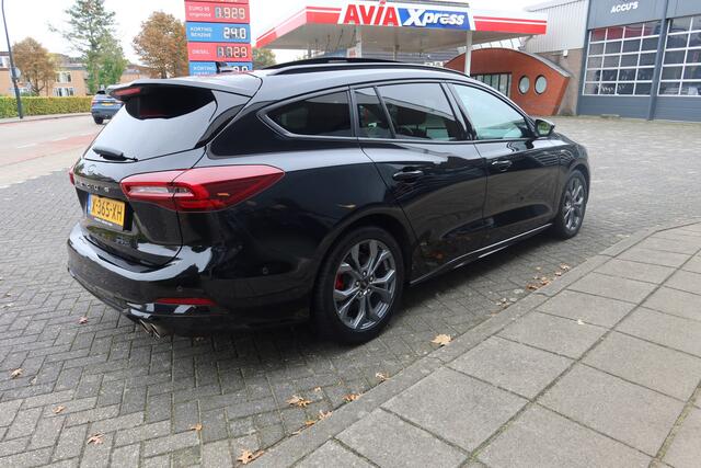 Ford FOCUS Wagon 1.0 EcoB Hybrid 15PK ST Line X PANORAMA B&O