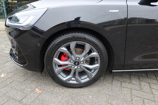 Ford FOCUS Wagon 1.0 EcoB Hybrid 15PK ST Line X PANORAMA B&O