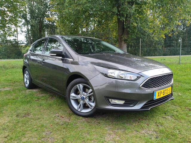Ford FOCUS 1.0 Titanium | CLIMA | NAVI | CRUISE CONTROL | PARKEERSENSOREN ACHTER |