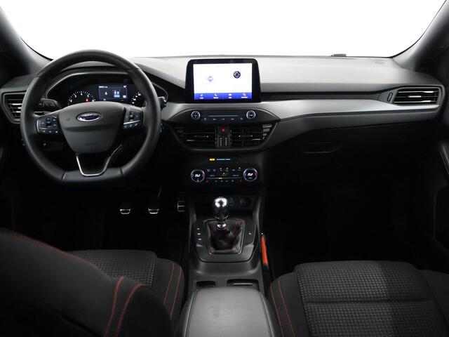 Ford FOCUS Wagon 1.0 EcoBoost Hybrid ST Line Style | Winterpack | Parkeercamera | Apple Carplay/Android Auto | Climate Control |