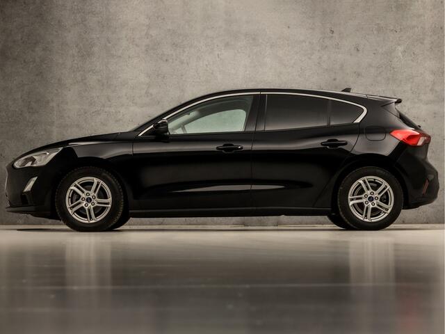 Ford FOCUS 1.0 EcoBoost Sport (APPLE CARPLAY, GROOT NAVI, LANE ASSIST, GETINT GLAS, SPORTSTOELEN, CRUISE, PARKEERSENSOREN, LM VELGEN, NIEUWSTAAT)