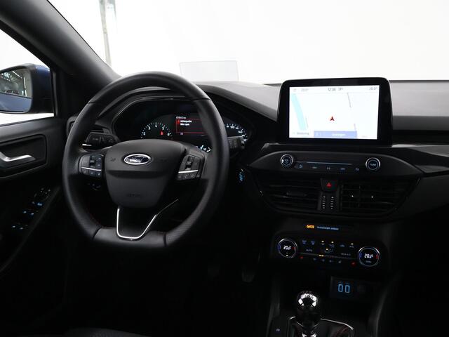 Ford FOCUS Wagon 1.0 EcoBoost Hybrid ST Line Business | Winterpakket | Head Up | Full LED | Navigatie | Parkeercamera |
