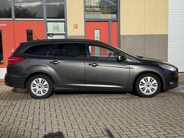 Ford FOCUS Wagon 1.0 Titanium Edition, Navi, Nieuwe DistributieRiem