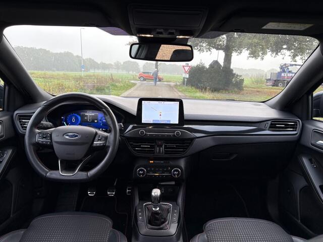 Ford FOCUS 1.0 EBH ST L. XBNS / BOMVOL / PANO / HEAD UP