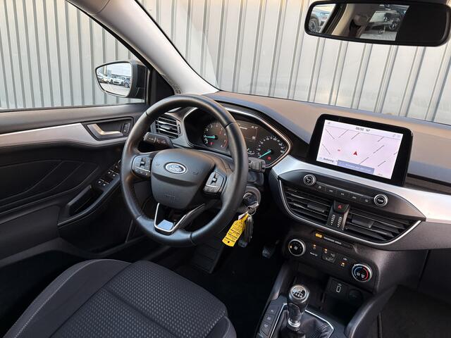 Ford FOCUS 1.0 EcoBoost Hybrid Trend Edition Business | 17'' | Camera | Navi | Prijs Rijklaar!!