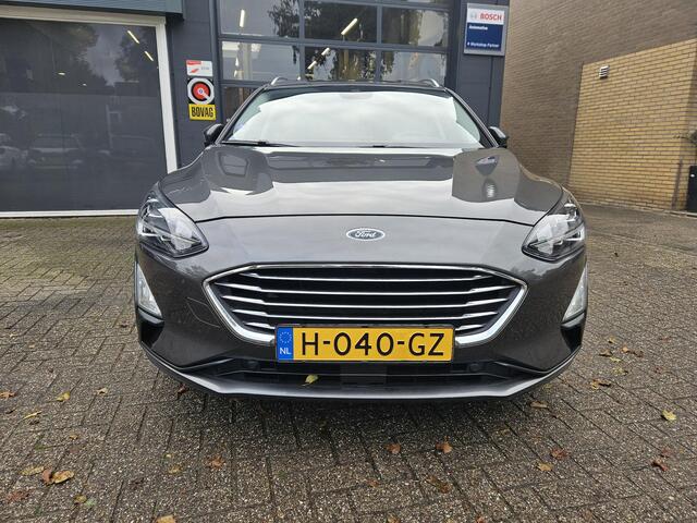 Ford FOCUS Wagon 1.0 EcoBoost Titanium Business ADAP CRUISE/ LMV/ CLIMA/ WINTERPACK/ CAMERA/ LED