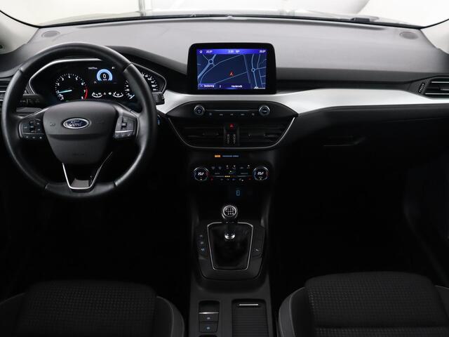 Ford FOCUS Wagon 1.5 EcoBoost Titanium Business | Stoel & Stuurverwarming | LED | Cruise Control | Trekhaak | Camera | Navigatie | Carplay