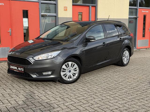 Ford FOCUS Wagon 1.0 Titanium, Navi, Trekhaak, NEW DistributieRiem