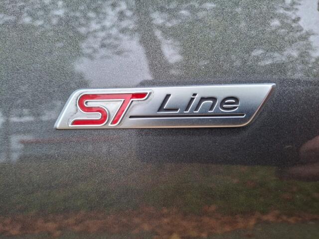 Ford FOCUS 1.0 1.0 EcoBoost Titanium ST Line Business Autom.