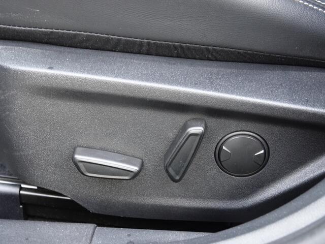 Ford FOCUS Wagon 1.5 EcoBoost AUT. Vignale WINTERPACK | TREKH. | HUD | LED | NAVI