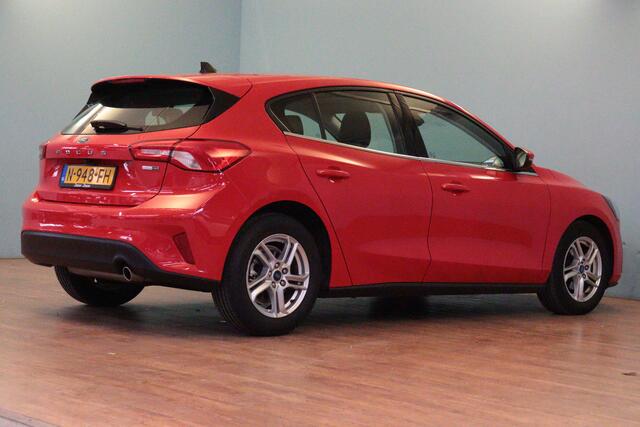 Ford FOCUS 1.0 EcoBoost Hybrid Trend Edition Business | NAVI | CAMERA + PDC | VRUIT/STUUR/STOELVERW | CRUISE | LANE-ASSIST |