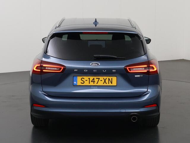 Ford FOCUS Wagon 1.0 EcoBoost Hybrid Titanium | Navigatie | Climate Control | Cruise Control | Parkeersensoren |