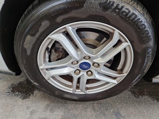 Ford FOCUS Wagon 1.0 EB, Camera! Carplay! Navigatie! VERWACHT!