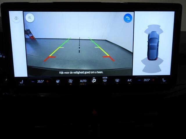 Ford FOCUS Wagon 1.0 EcoBoost Hybrid ST Line NAVI/CAMERA/CLIMA/WINTERPACK/17"LMV!