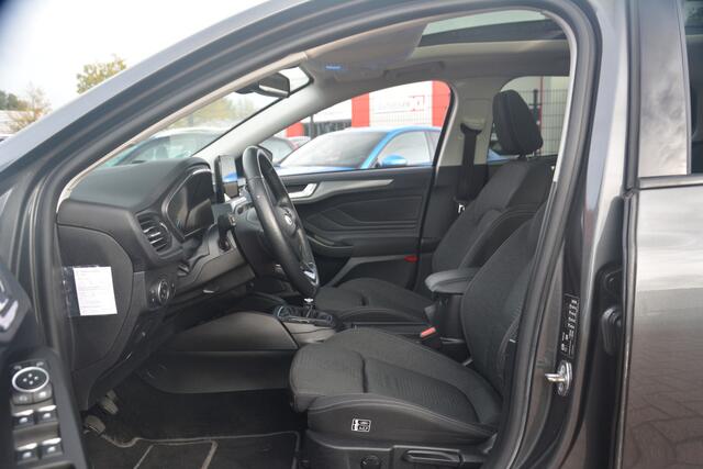 Ford FOCUS Wagon 1.5 EcoBlue Active Business | Outdoor pakket | Navigatie | Panoramadak | Sportstoelen | B&O | Camera |