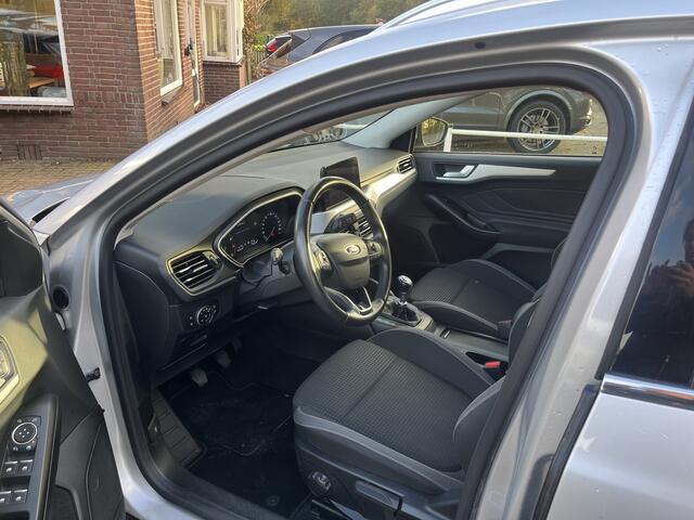 Ford FOCUS Wagon 1.0 EcoBoost Edition Business NAVI CRUISE CARPLAY