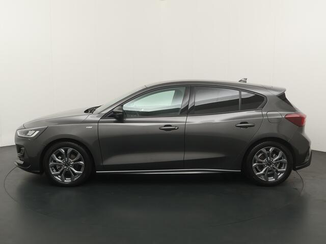 Ford FOCUS Ecoboost 125 pk ST-line | Winter Pack | 4 seiz. banden | Navi | Clima | Cruise | Dr. loos Apple Carplay