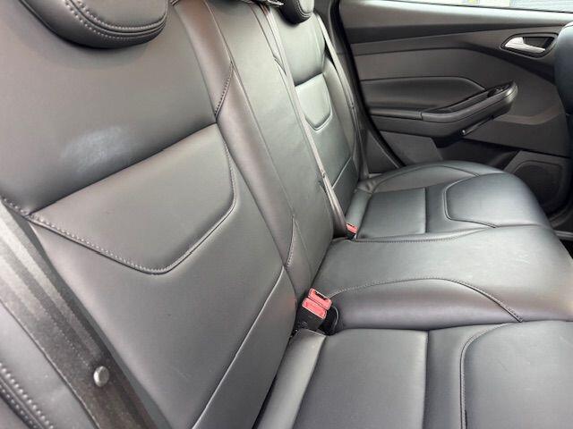 Ford FOCUS 1.0 125pk 5deurs Lease Edition Airco/ECC,Navigatie,Leder Interieur