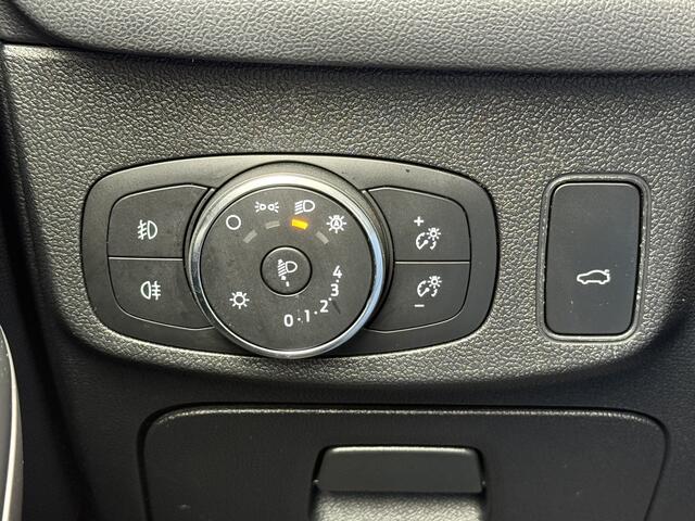 Ford FOCUS Wagon BWJ 2020 1.0 EcoBoost Hybrid 124 PK ST Line X Business TREKHAAK | APPLE CARPLAY | ANDROID AUTO | NAVI | CLIMA | ADAPTIVE CRUISE | STOELVERW. | STUURVERW. | CAMERA | ELEKTRISCHE ACHTERKLEP | LMV | PDC