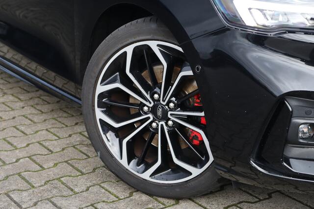 Ford FOCUS Wagon 1.0 EcoBoost ST Line X | Pano | Camera | B&O |