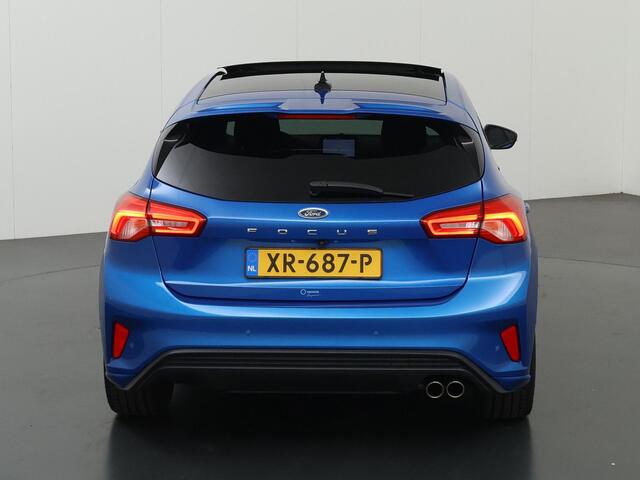 Ford FOCUS 1.0 EcoBoost ST Line Business | Panoramadak | Full Led Koplampen | Winterpakket | Cruise Control Adaptief |
