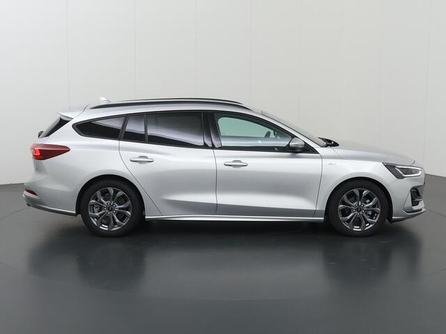 Ford FOCUS Wagon 1.0 EcoBoost Hybrid ST Line | Winterpakket | Matrix-Led | Parkeercamera | Navigatie |