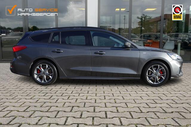 Ford FOCUS Wagon 1.0 EcoBoost Hybrid ST-Line | Camera | Trekhaak | Winter Pakket |