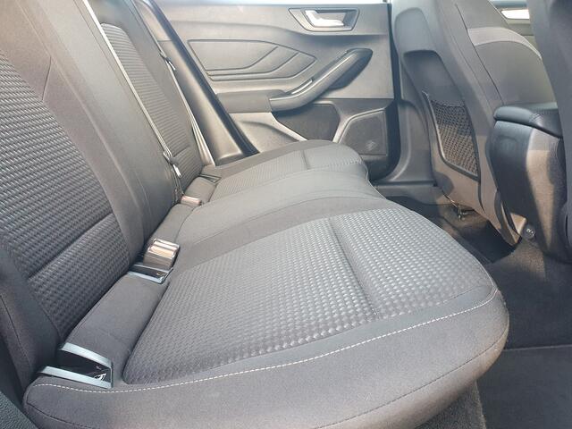 Ford FOCUS Wagon 1.0 EcoBoost Trend Edition Business NAVI/PDC/CRUISE/AIRCO/LED