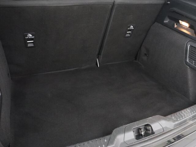 Ford FOCUS 1.0 EcoBoost Hybrid ST Line | Trekhaak | Camera | Carplay | Navigatie | Full LED | Keyless | Climate control | Cruise control | Bluetooth | Parkeerhulp | Sportstoelen