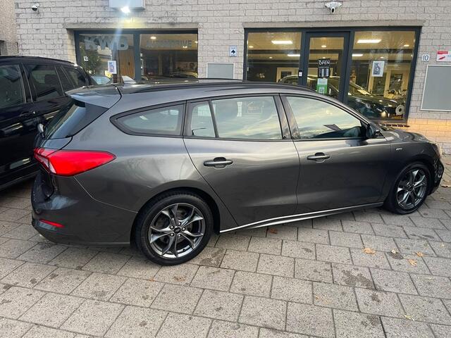Ford FOCUS 1.5 EcoB. ST Line Automaat INCL BTW Beurt