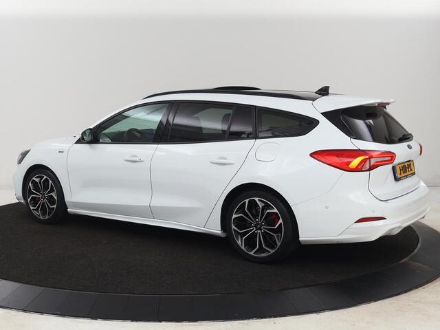 Ford FOCUS 1.5 EcoBoost ST Line X | Panoramadak | Half leder | Stoel & stuurverwarming | Adaptive cruise | Camera | Park Assist | Keyless | Navigatie | Dodehoek detectie | Full LED | Climate control