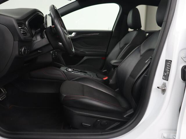Ford FOCUS 1.5 EcoBoost ST Line X | Panoramadak | Half leder | Stoel & stuurverwarming | Adaptive cruise | Camera | Park Assist | Keyless | Navigatie | Dodehoek detectie | Full LED | Climate control