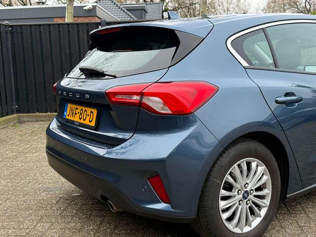 Ford FOCUS Wagon 1.0 EcoBoost Titanium Business