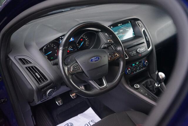 Ford FOCUS 1.0 ST-Line , Deep Impact Blue, PDC, Dealer-OH, Nieuwe Distributie.