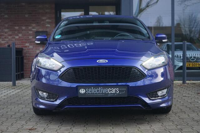 Ford FOCUS 1.0 ST-Line , Deep Impact Blue, PDC, Dealer-OH, Nieuwe Distributie.