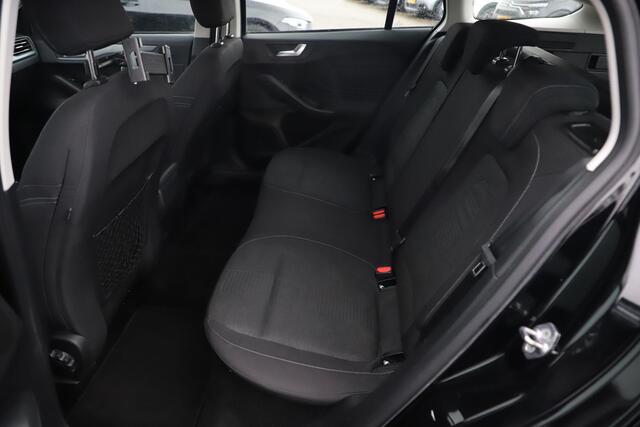 Ford FOCUS Wagon 1.0 EcoBoost Active Business 125PK Navigatie Carplay Android B&O Airco Cruise Control 17 inch LMV Parkeersensor