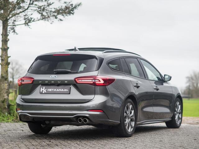 Ford FOCUS Wagon 1.0 EcoBoost Hybrid ST Line X Pano Virtual Keyless Trekhaak