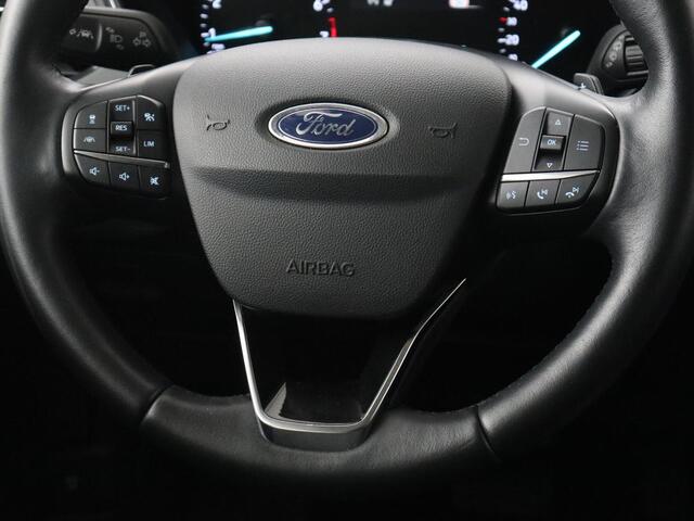 Ford FOCUS 1.5 EcoBoost Active | Stoel & stuurverwarming | Trekhaak | Camera | Adaptive cruise | Carplay | Navigatie | B&O Sound | Climate control | Keyless | Full LED | Park Assist